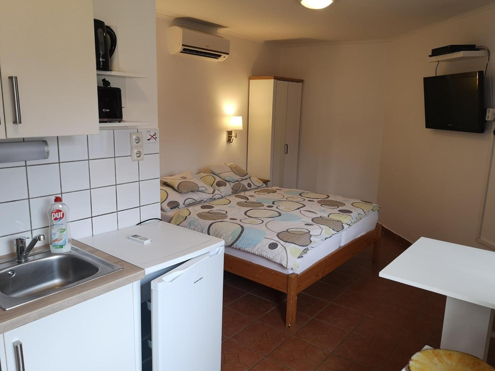 Apartman Kaszas Garden Mosonmagyaróvár Exterior foto