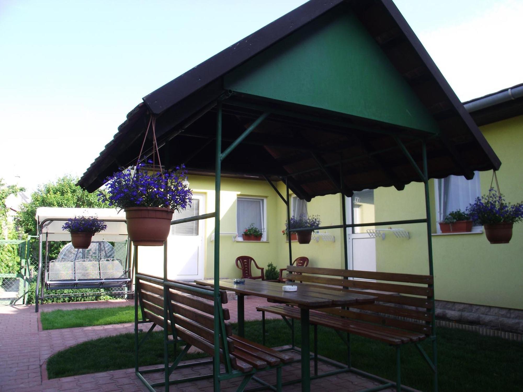 Apartman Kaszas Garden Mosonmagyaróvár Exterior foto