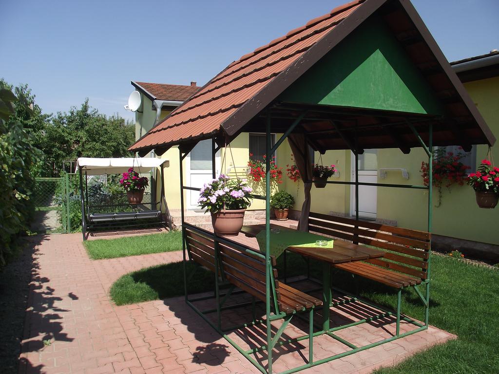 Apartman Kaszas Garden Mosonmagyaróvár Exterior foto