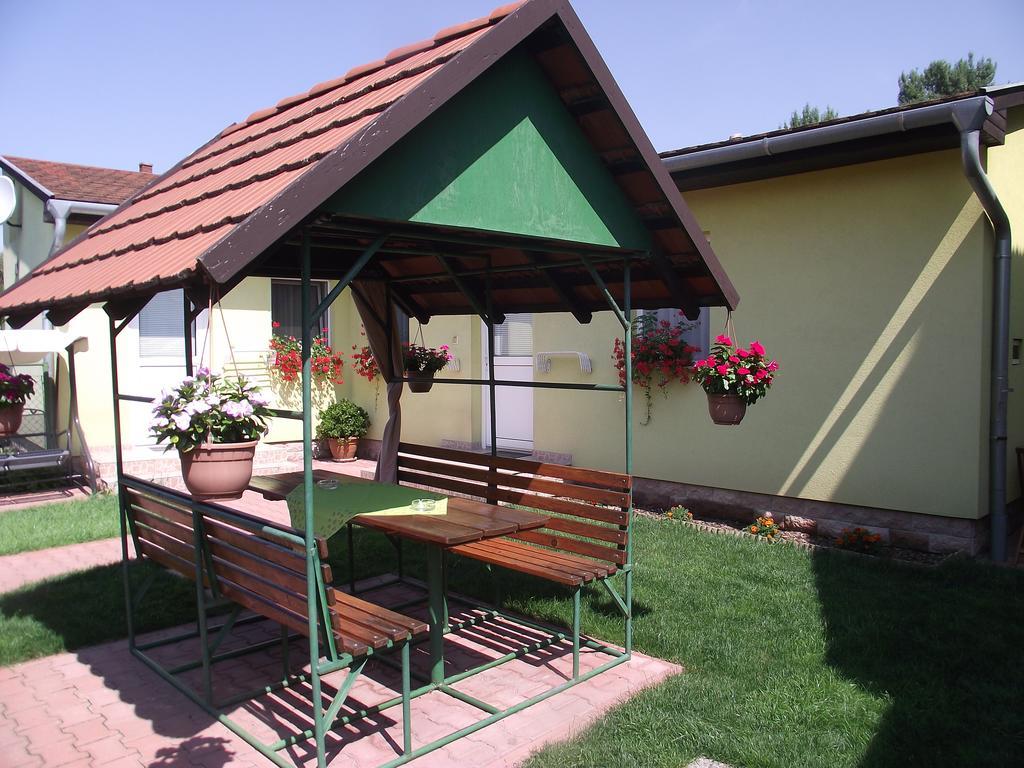Apartman Kaszas Garden Mosonmagyaróvár Exterior foto