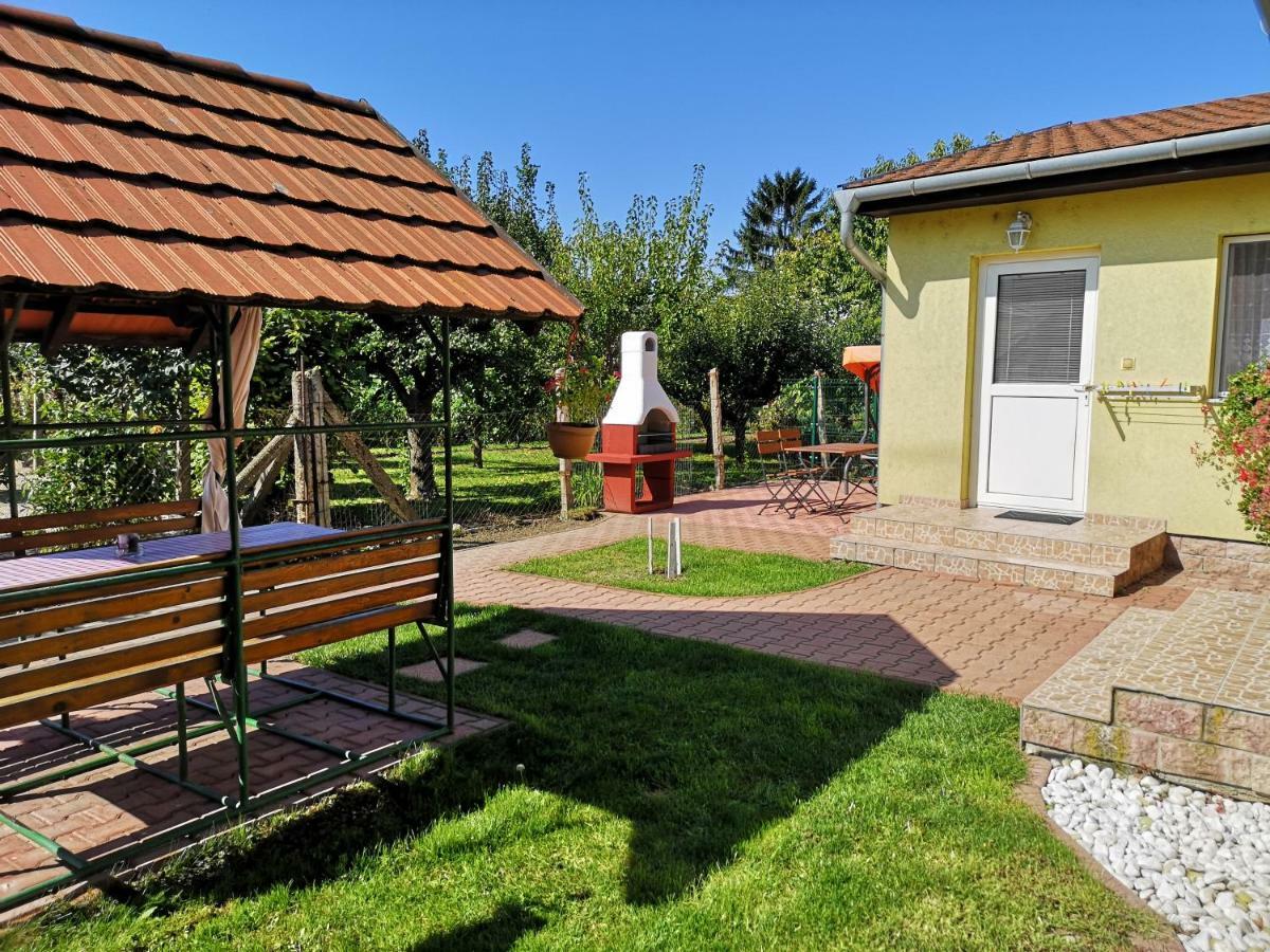 Apartman Kaszas Garden Mosonmagyaróvár Exterior foto